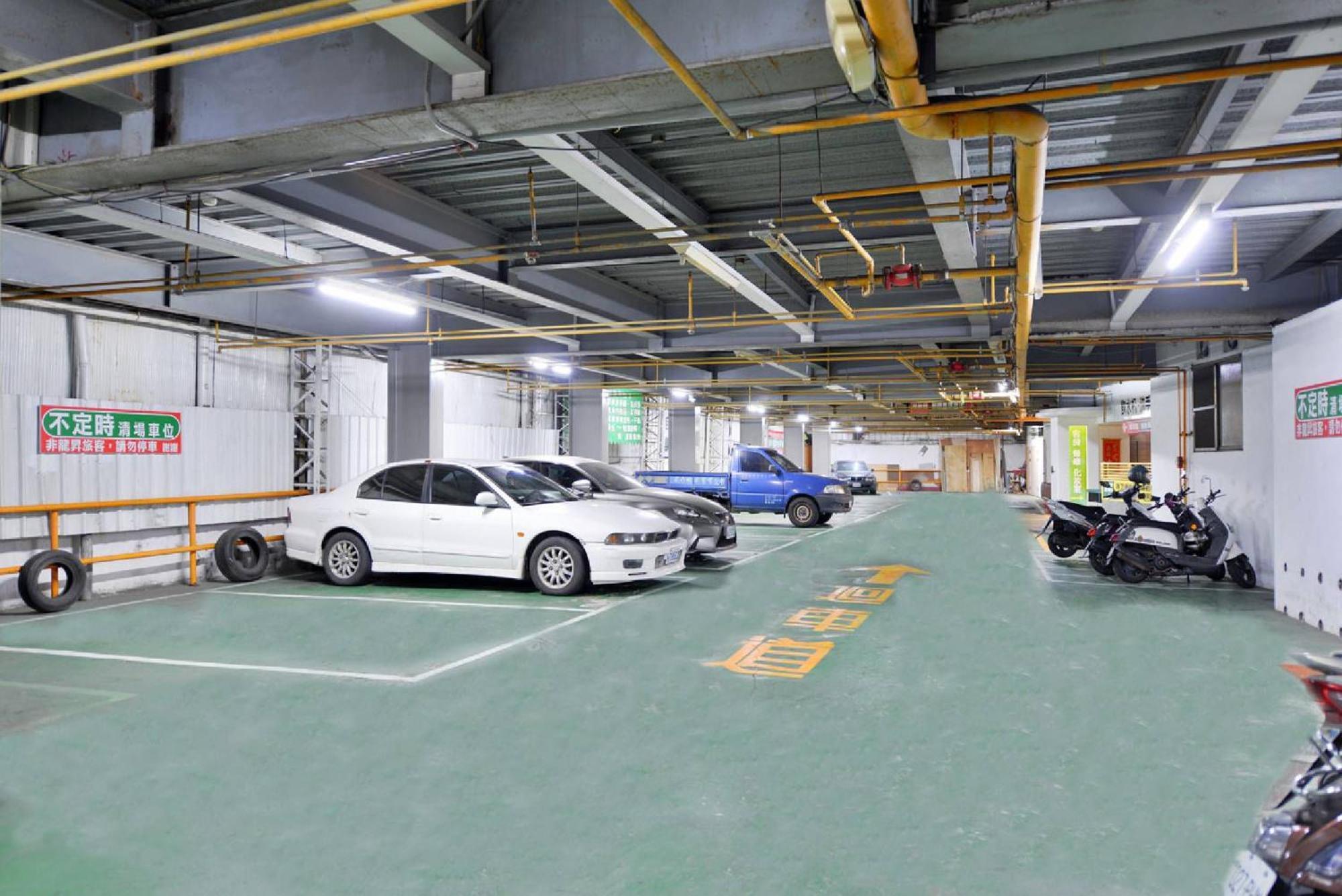 龍昇商務休閒飯店 Yongkang Exterior photo